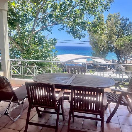 Chloe'S Sunrise Beach House Villa Athén Kültér fotó